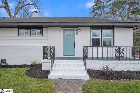 866 Pine Creek Dr, Greenville, SC 29605