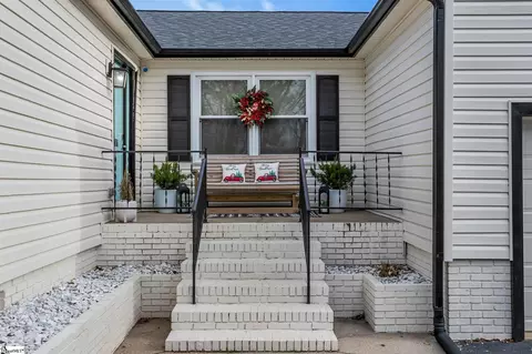 123 Graystone Dr, Moore, SC 29369 photo 5