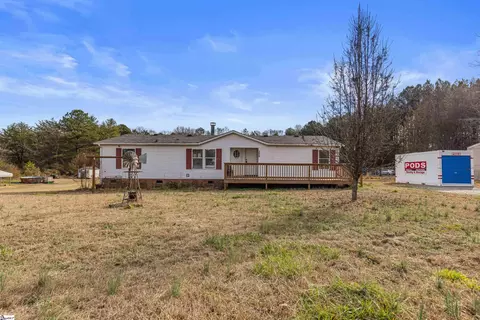 358 Stud Horse Rd, Spartanburg, SC 29303