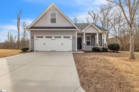 27 Collins Mills Ct, Simpsonville, SC 29681