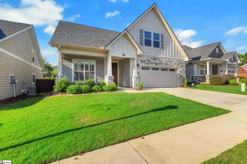 103 Ingrid Pl, Simpsonville, SC 29681