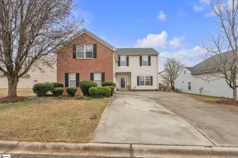4 Druid Hill Ct, Simpsonville, SC 29681