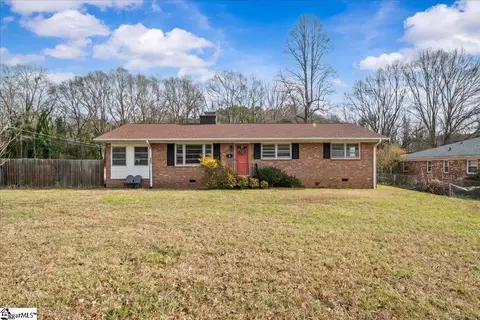 103 Quail Dr, Spartanburg, SC 29302