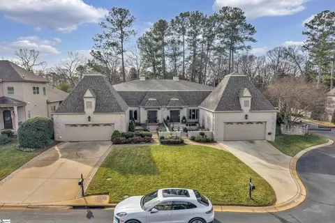 107 Castellan Dr, Greer, SC 29650