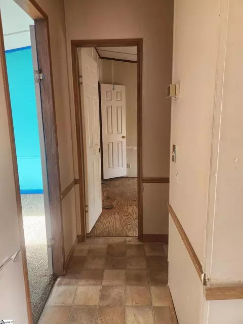 263 Babb Rd, Campobello, SC 29322 photo 17