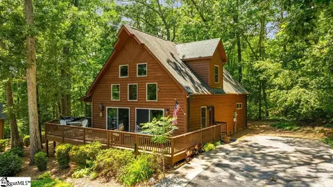 215 Serenity Bay Dr, Seneca, SC 29672