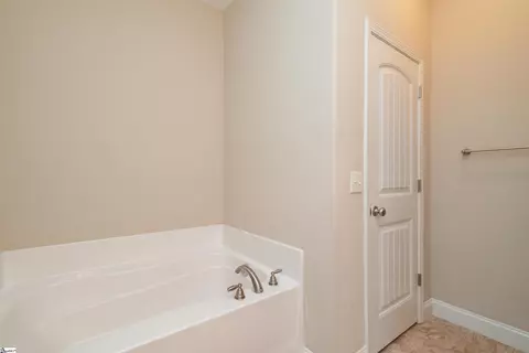 523 Turning Leaf Ln, Greer, SC 29651 photo 26