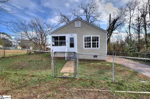 105 Francis Ave, Greenville, SC 29611