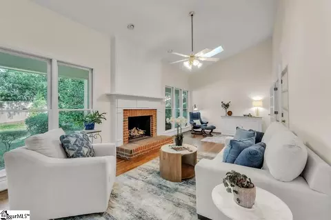 Living - 109 Comstock Ct, Greer, SC 29650 photo 1 of 1