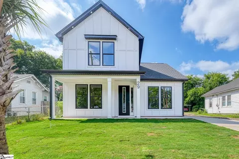 29 Pendleton Rd, Greenville, SC 29611