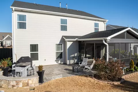 282 Braselton St, Duncan, SC 29334