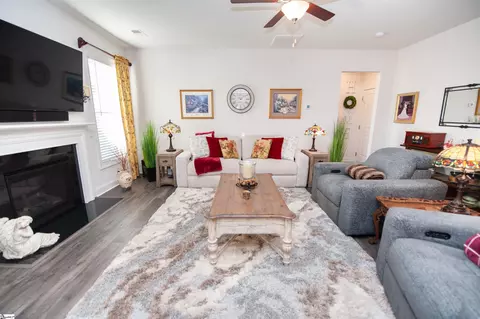 282 Braselton St, Duncan, SC 29334 photo 6