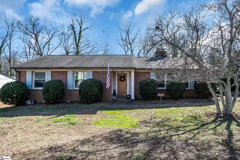 200 Lowndes Ave, Greenville, SC 29607