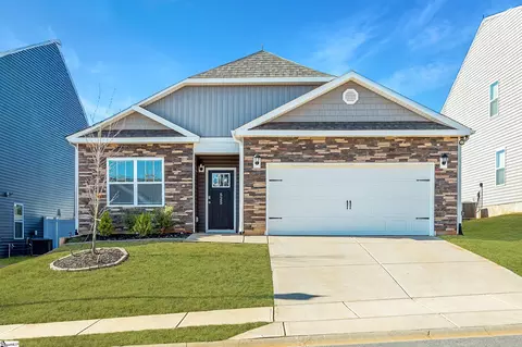 525 Sapling Gap Rd, Greer, SC 29651