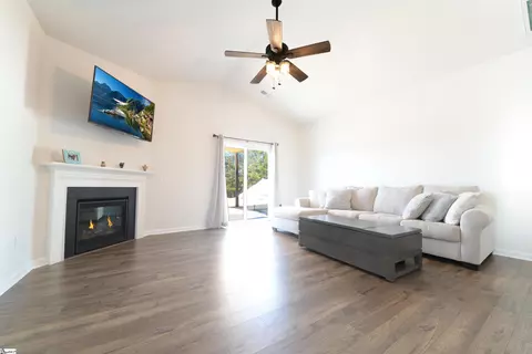 Living - 525 Sapling Gap Rd, Greer, SC 29651 photo 2 of 2