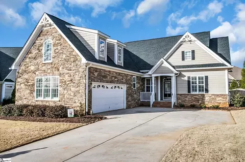 206 Medford Dr, Greer, SC 29650