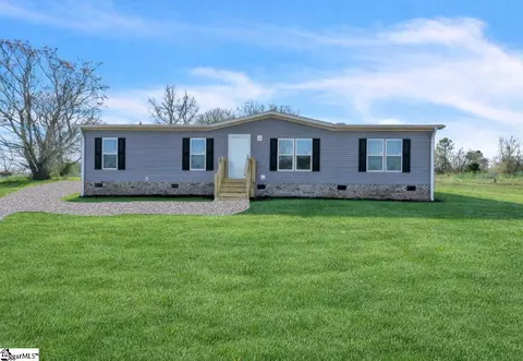 107 Benny Smith Rd, Starr, SC 29684