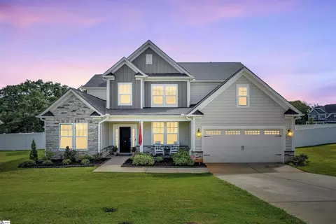 2 Stony Run Ln, Simpsonville, SC 29681