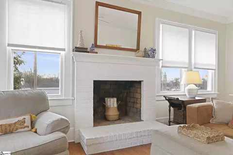 513 NE Main St, Easley, SC 29640 photo 7