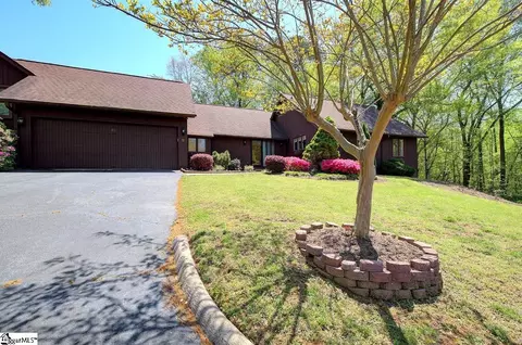 32 Creekside Way, Greenville, SC 29609