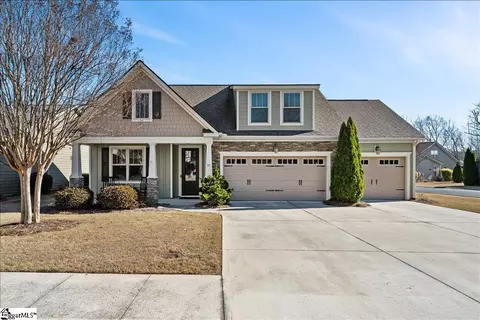 47 Briarhill Dr, Simpsonville, SC 29680