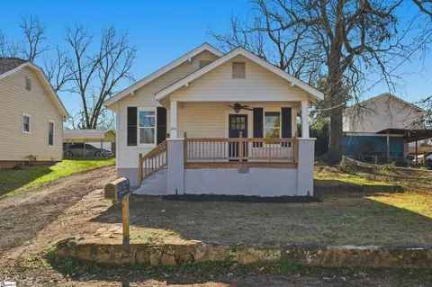 204 Rogers Ave, Greenville, SC 29617