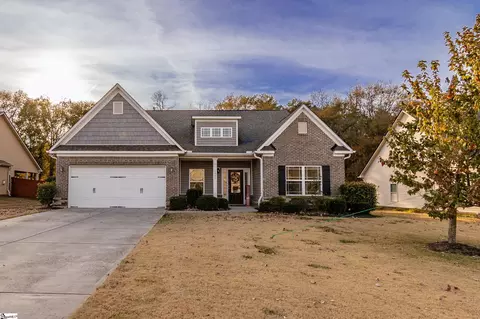 1035 Drakes Xing, Anderson, SC 29625