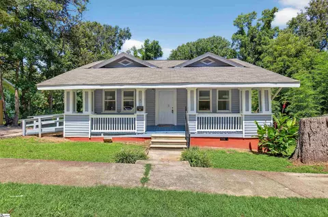 5 Texas St, Honea Path, SC 29654