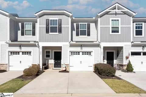 605 Purteview Pl, Greer, SC 29650