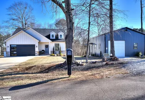 520 Gramling School Rd, Inman, SC 29349