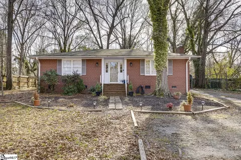 129 Stevenson Dr, Belton, SC 29627