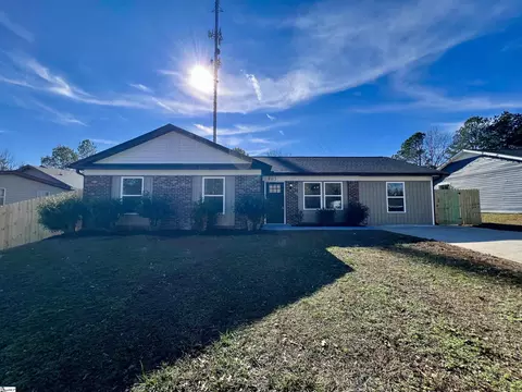 405 Chesley Dr, Simpsonville, SC 29680