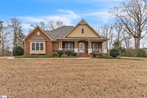 706 Strawhorne Rd, Due West, SC 29639