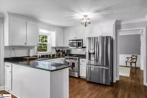 107 River Way Dr, Greer, SC 29651 photo 5