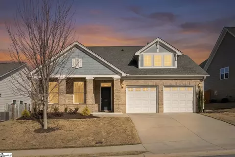412 Rubia Dr, Greenville, SC 29607