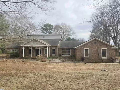 3675 Reidville Rd, Spartanburg, SC 29301