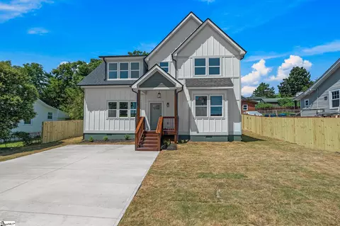 67 Dorsey Ave, Greenville, SC 29611