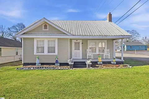 600 S Main St, Greer, SC 29650 photo 2