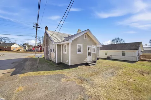 600 S Main St, Greer, SC 29650 photo 20