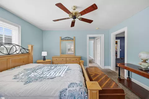 600 S Main St, Greer, SC 29650 photo 9