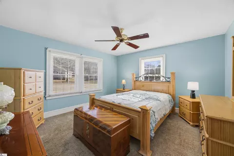 600 S Main St, Greer, SC 29650 photo 8