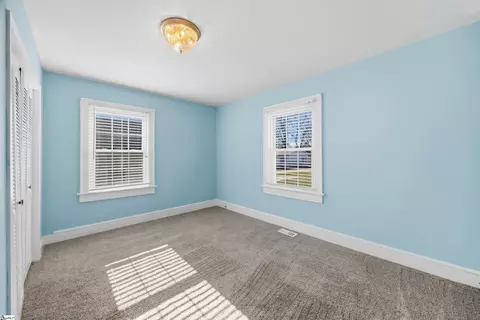 600 S Main St, Greer, SC 29650 photo 12