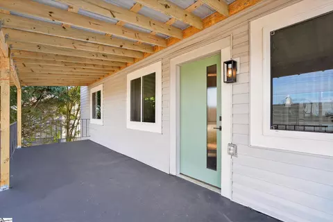 35 Henry St, Greenville, SC 29605
