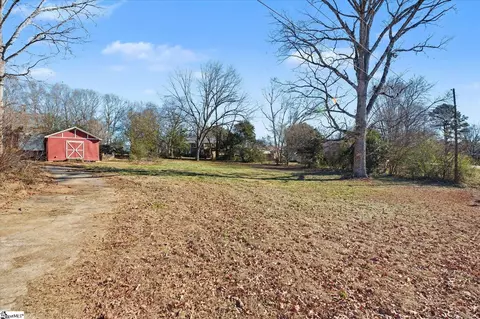 Exterior - 19 Spring St, Williamston, SC 29697 photo 6 of 10