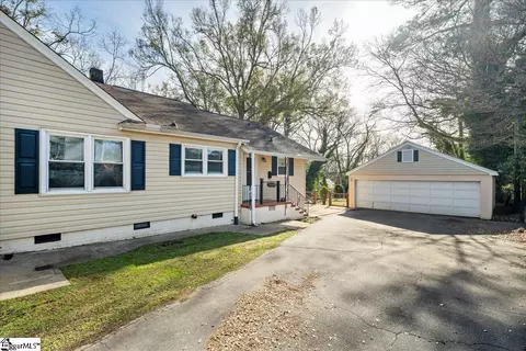 238 California Ave, Spartanburg, SC 29303