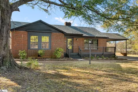 1010 Bern Cir, Anderson, SC 29626
