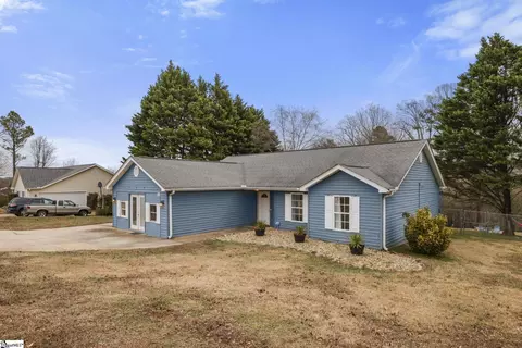 687 Robinson Rd, Greer, SC 29651 photo 3