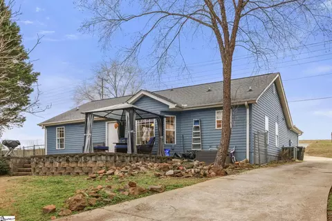 687 Robinson Rd, Greer, SC 29651 photo 5