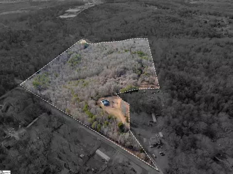 221 Kondros Cir, Greenville, SC 29611