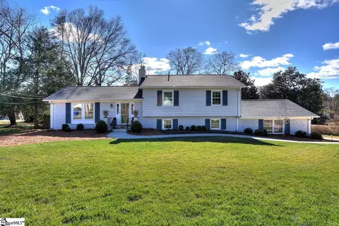 106 Riviera Dr, Greenville, SC 29615
